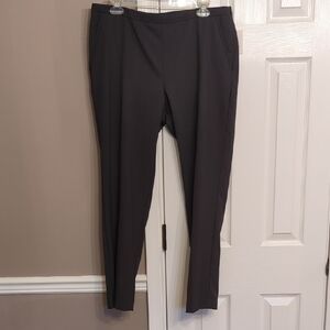 Women's NWT Ellen Tracy Heather Gray Ankle Pant